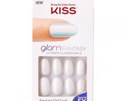 Kiss Glam Fantasy Takma Tırnak Kullananlar